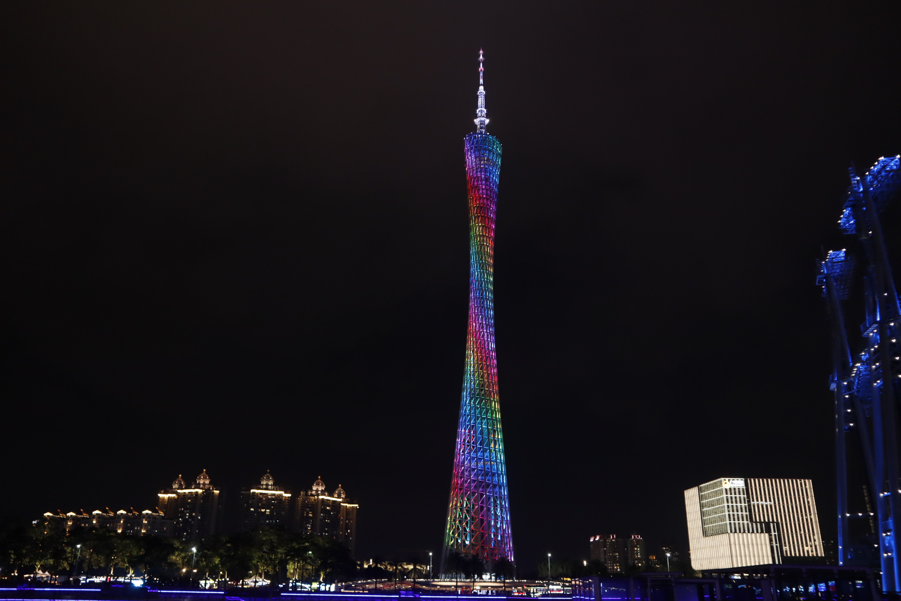 夜晚的广州塔